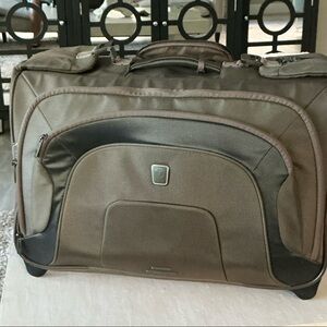 Tech Brown Travel Bag